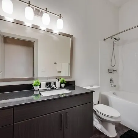 Stylish 2 Bedroom Apartment In Medical District Dallas Exterior photo